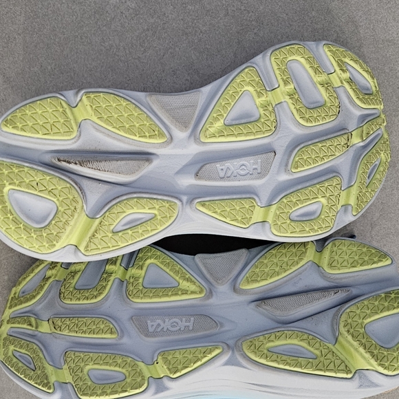 Womens Hoka Bondi 8 Size 6.5B - Picture 3 of 5